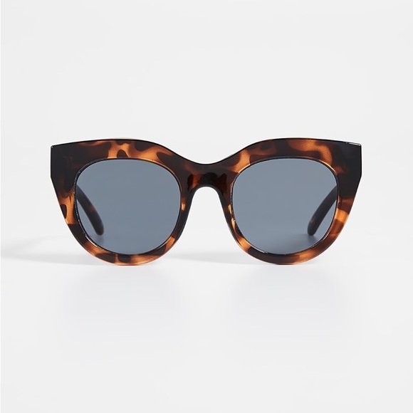 Stylish Black and Tortoise Sunglasses display picture 3